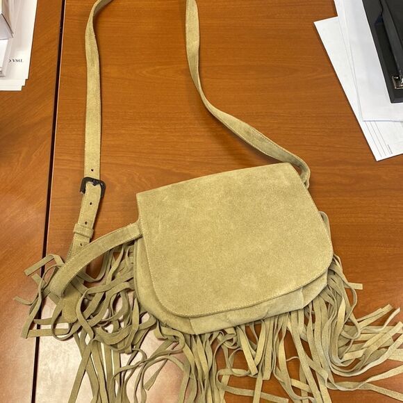 New!!! The perfext suede fringe shoulder bag - Picture 2 of 11